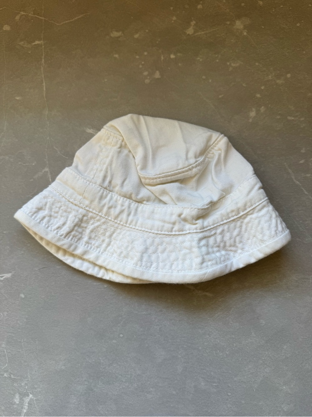 Baby GAP Cotton Bucket Hat - White - Lightweight Sun Protection